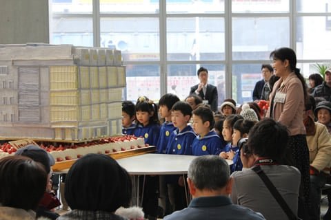 １周年のお祝いケーキ