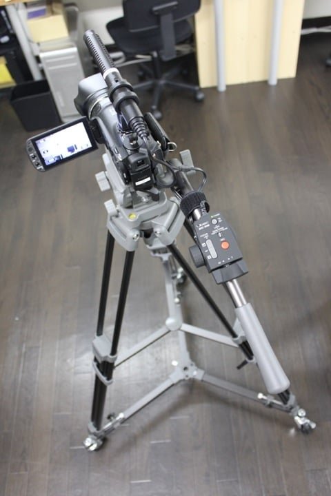 三脚とドーリー