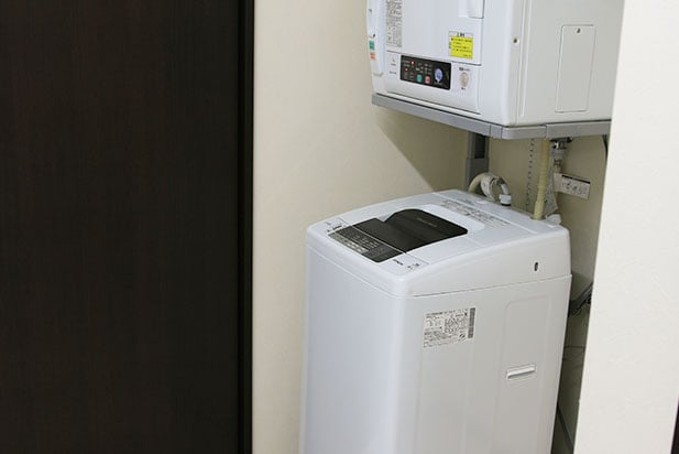 コインランドリー 全自動式洗濯機・乾燥機